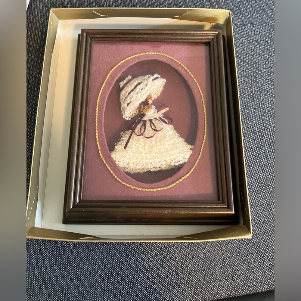 VTG ANTIQUE FRAMED LACE,RIBBON,DOLL GIRL IN OLD DRESS PICTURE ART